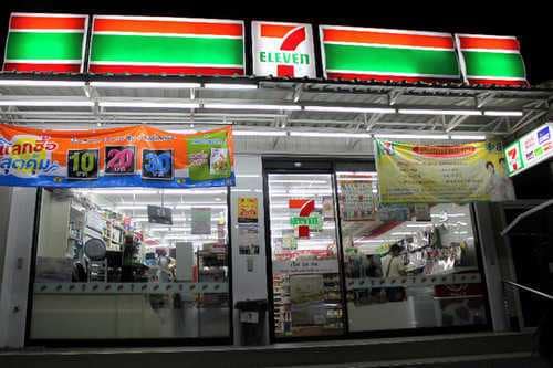 Вкусняшки из «7-Eleven» и «Family Mart»