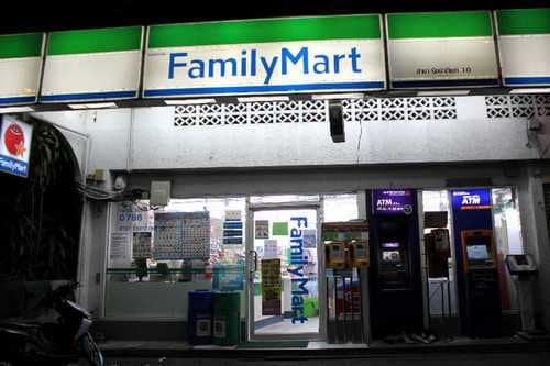 Вкусняшки из «7-Eleven» и «Family Mart»