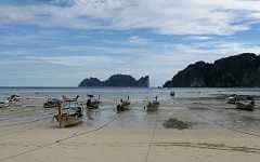 Таблица прогноза приливов и отливов на Koh Taphao Noi, Пхукет, с высотой воды по месяцам 2013 года